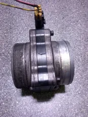 Датчик расхода воздуха Chevrolet Blazer 1997 13580870 4.3