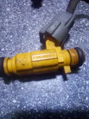 Форсунка топливная Kia Carnival 2002 0K9BV13250 GQ K5