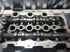 Головка блока цилиндров Land Rover Discovery 4R8Q6090AH 276DT, правая