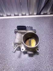 Дроссельная заслонка Mitsubishi Outlander 1450A195 4B12