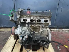Двигатель Ford 1752082 1.6 И KGBA