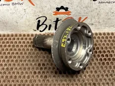 Боковой фланец привода BMW 3