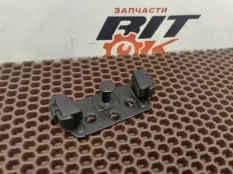 Скоба замка багажника BMW 3