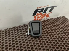 Крючок в потолок BMW 3