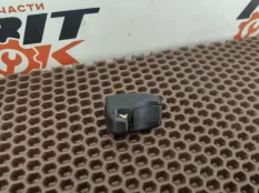 Крепление солнцезащитного козырька BMW 3