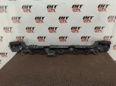 Кронштейн бампера средний BMW 3