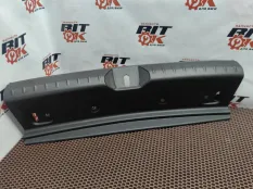 Накладка проема багажника BMW 1