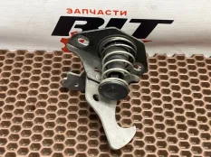 Крюк капота BMW 3