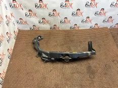 Кронштейн фары BMW 3