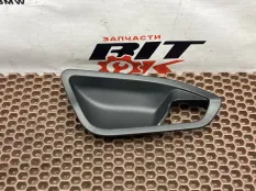 Накладка внутренней ручки двери BMW 1