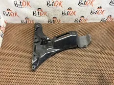 Кронштейн бампера BMW 5