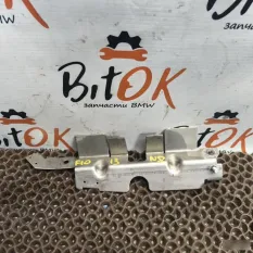 Кронштейн лямбда-зондов BMW 7