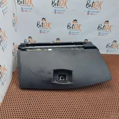 Крышка бардачка BMW 5