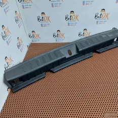 Накладка багажника борта погрузочного BMW X1