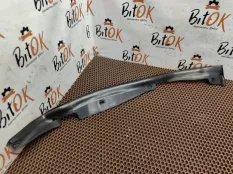Уплотнитель стыка двери BMW X1