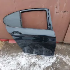 Дверь BMW 5