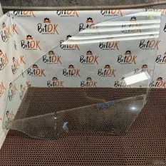 Стекло BMW X1