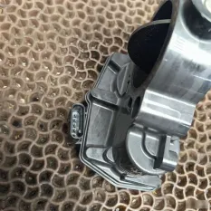 Дроссельная заслонка BMW