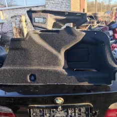 Обшивка багажника BMW 5