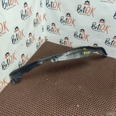 Уплотнитель стыка двери BMW X1