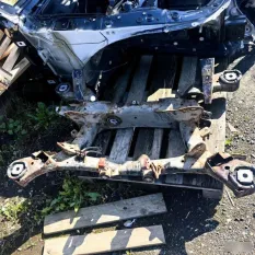 Подрамник BMW X5
