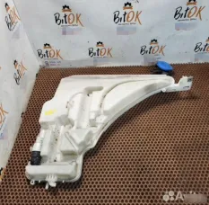 Бачок стеклоомывателя BMW 2