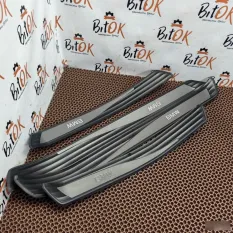 Накладки на порожки BMW 5