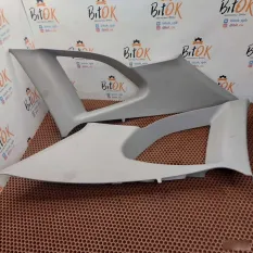 Накладка стойки BMW X1