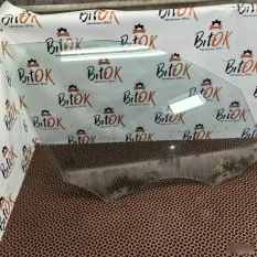 Стекло BMW X1