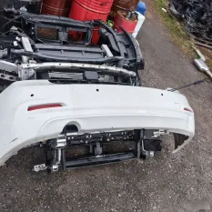 Бампер BMW 3