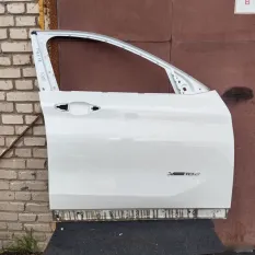 Дверь BMW X1