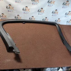Накладка рамки окна BMW 5