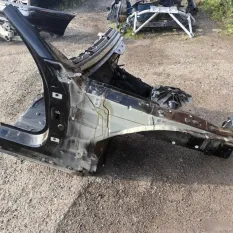 Четверть BMW 5