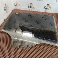 Стекло двери BMW 5