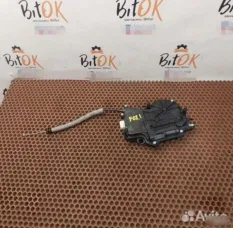 Доводчик замка багажной двери BMW 5