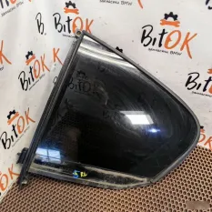 Стекло двери BMW 5