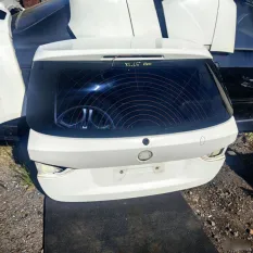 Крышка багажника BMW X1