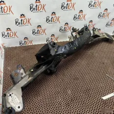Подрамник BMW 2