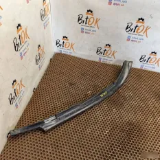 Уплотнитель крыла BMW X1