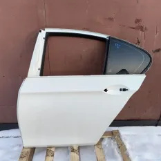 Дверь BMW 5