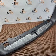 Накладка проема багажника BMW 5