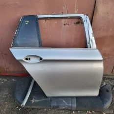 Дверь BMW 5