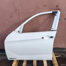 Дверь BMW X1