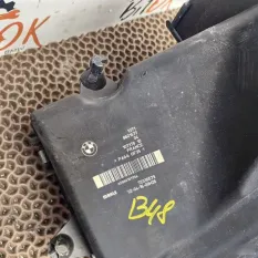 Корпус воздушного фильтра BMW 1