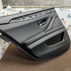 Обшивка двери BMW 5