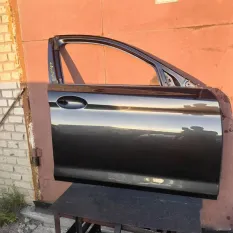 Дверь BMW 5