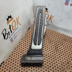 Педаль газа BMW 5