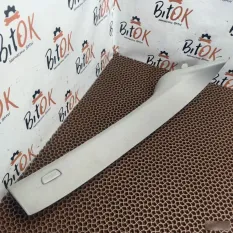Накладка стойки BMW X1