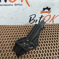 Кронштейн крышки BMW X1