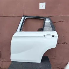 Дверь BMW X1